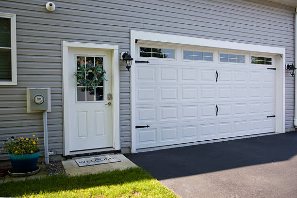 24/7 Emergency Garage Door Panel Replacement experts in Central City, PA